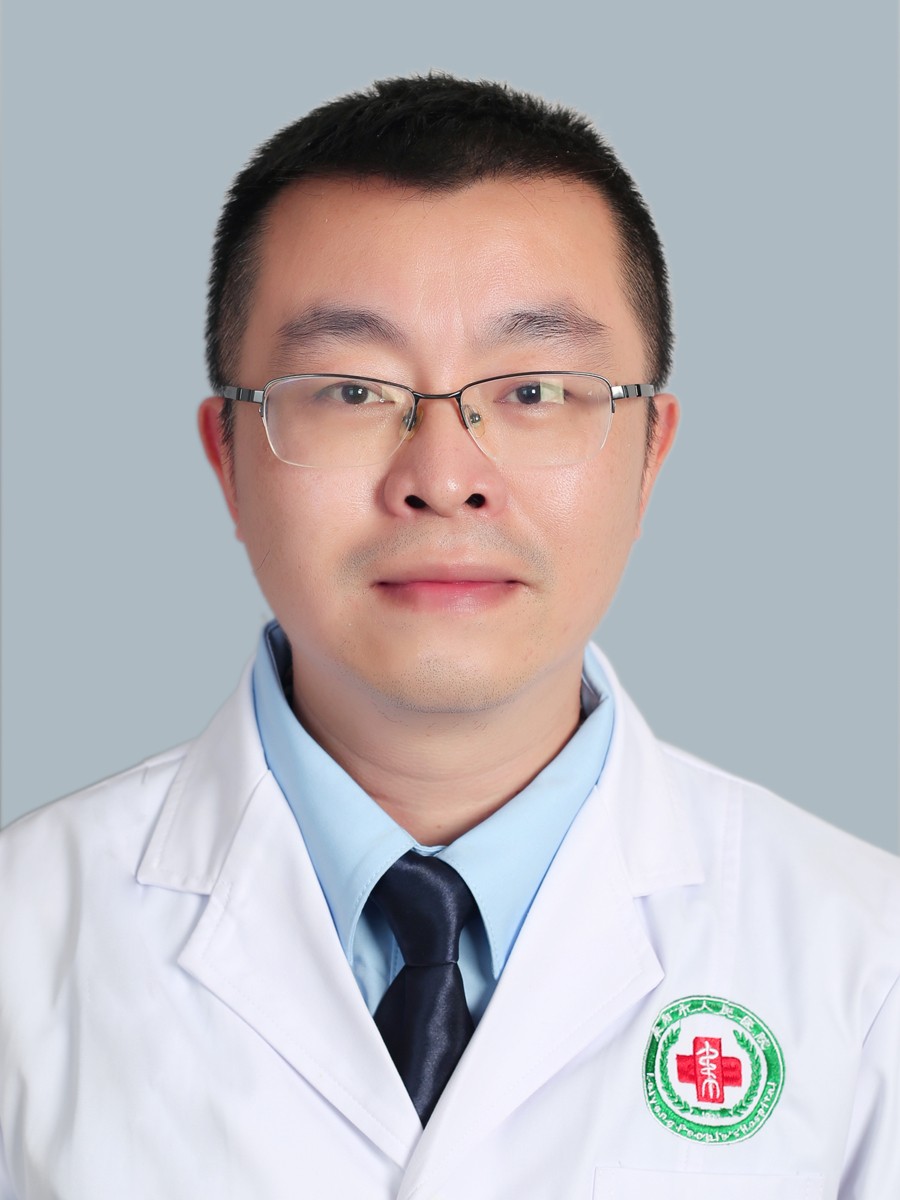 副主任医师 秦辉