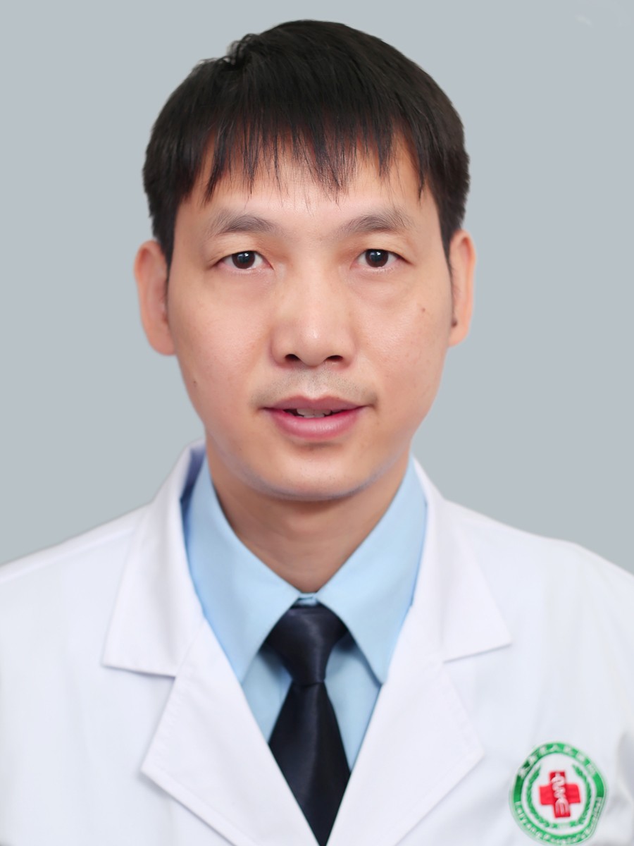 副主任医师 李小红