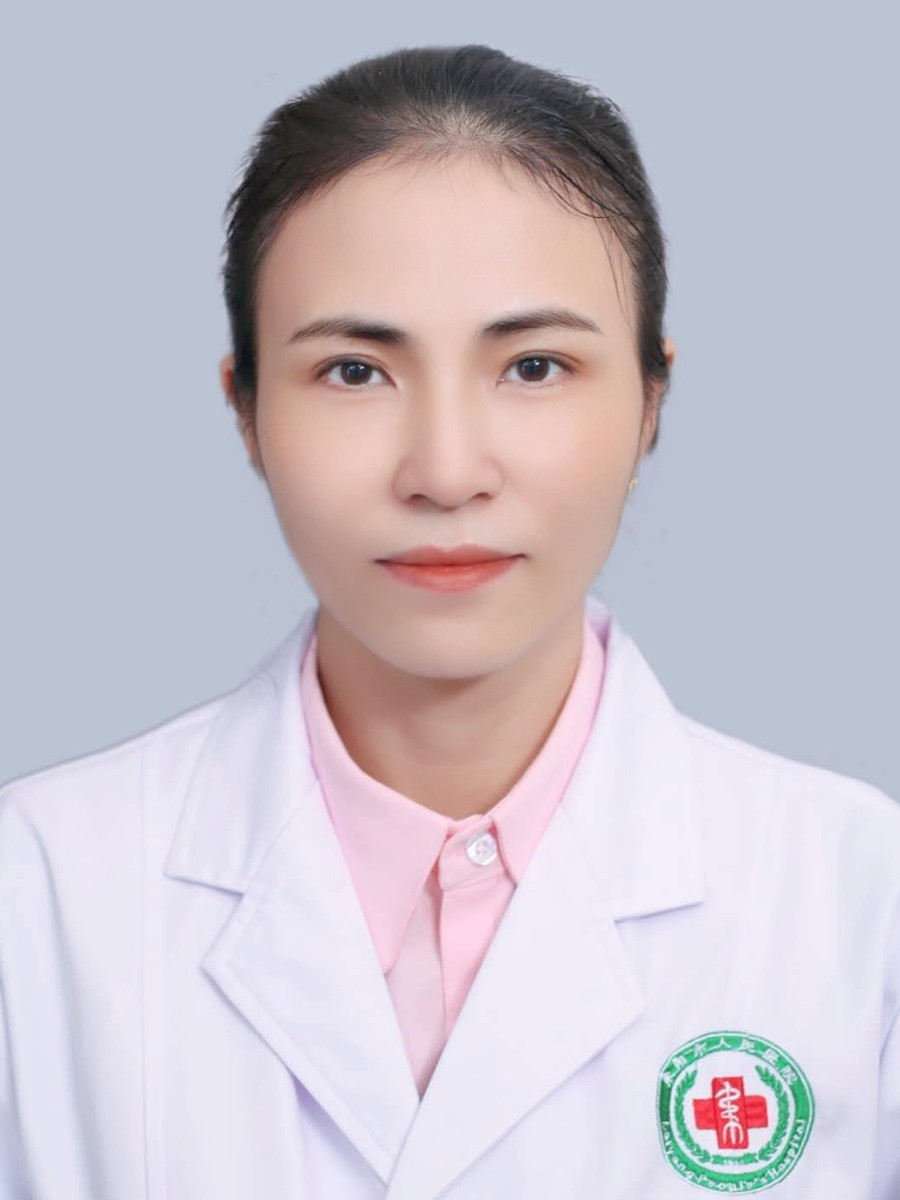 副主任医师 江辉