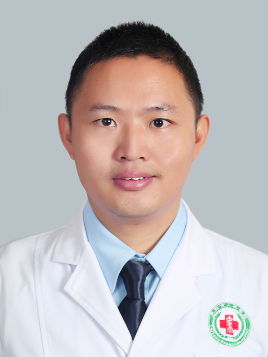 副主任医师 王荣新