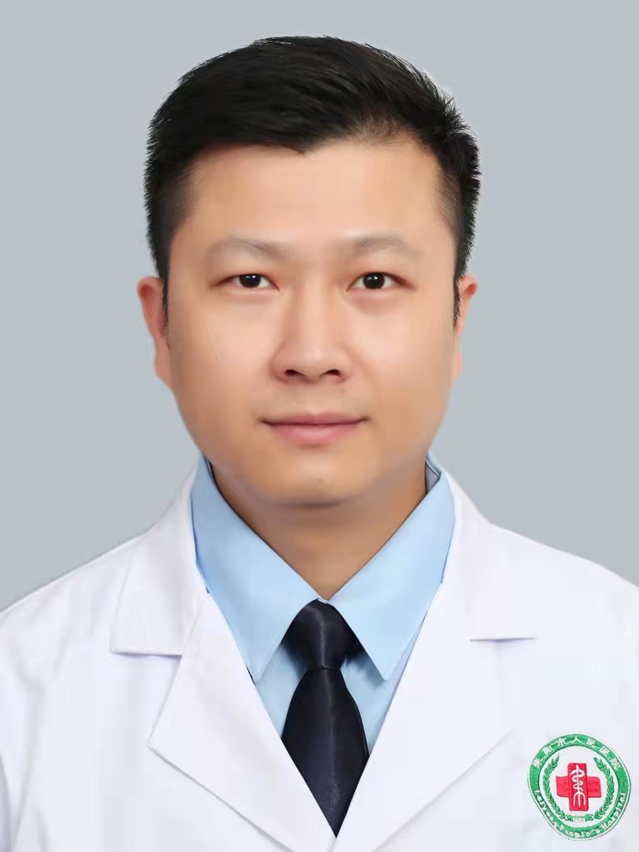 副主任医师 钟坚